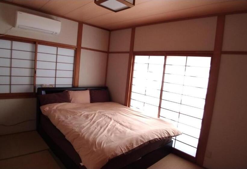 Quarto Superior, Kinkaku