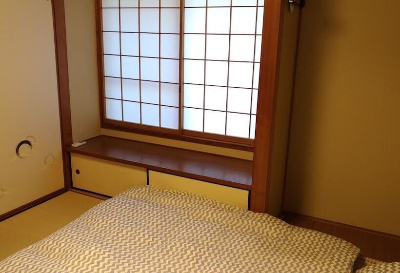 Quarto Clássico, Kinkaku