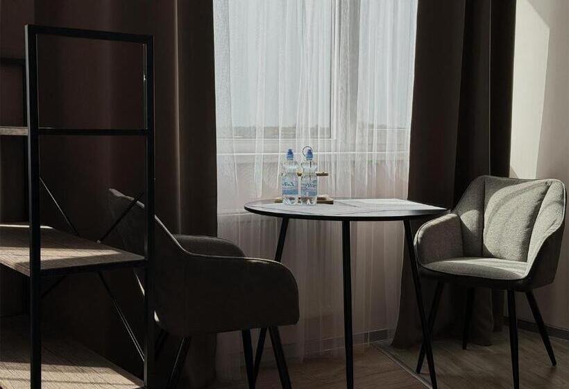 استودیو استاندارد با تخت کینگ, Alejas Apartments