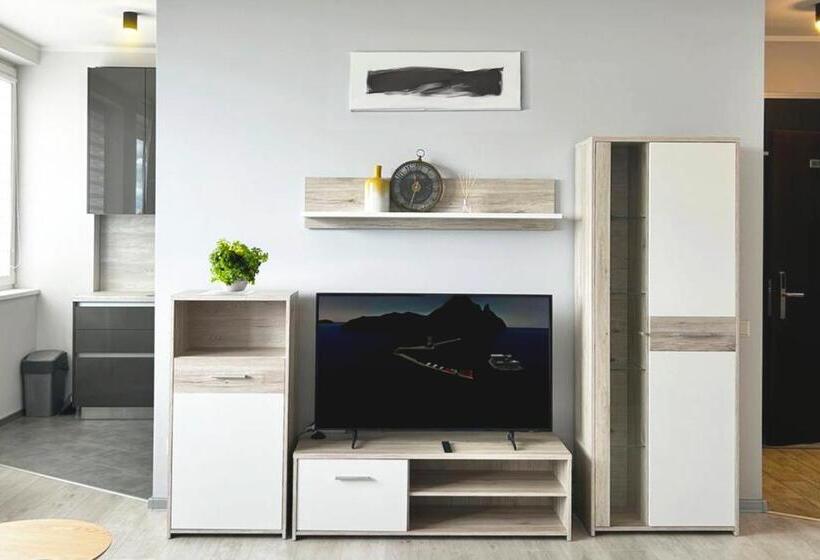 1 Bedroom Apartment City View, Alejas Apartments