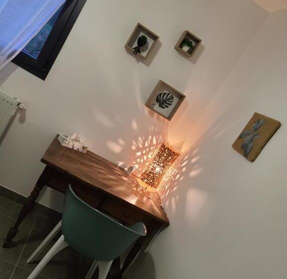 Standardzimmer, Le Qg Chez Flo Et David