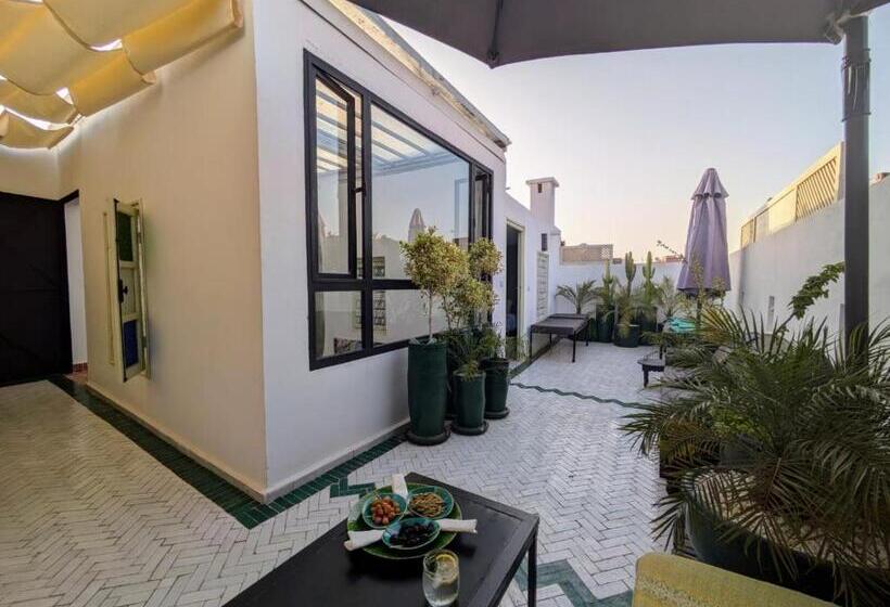 اتاق استاندارد با تراس, Riad Royal
