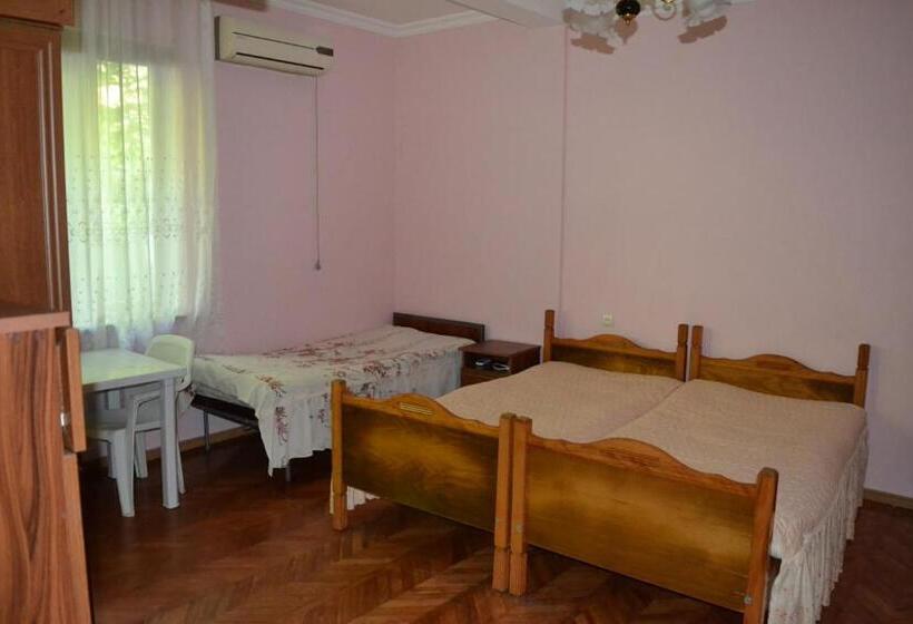 اتاق سه نفره دلوکس با چشمانداز دریا, Beach Front Seaside