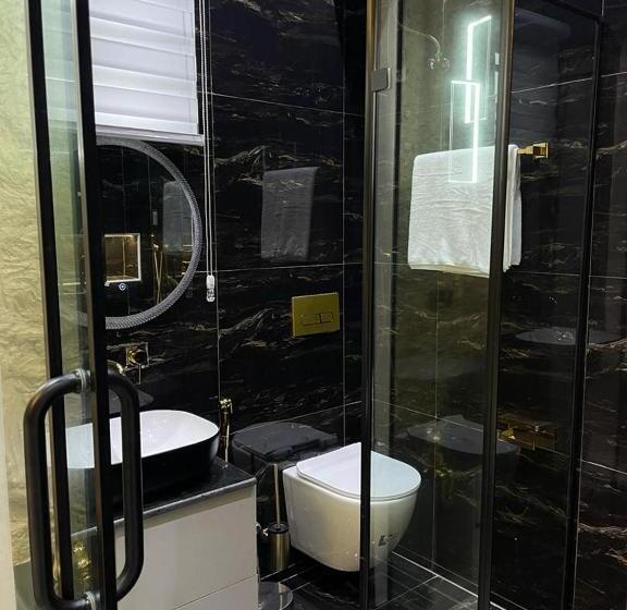 آپارتمان سوپریور 2 خوابه, Dd S Shortlets And Apartments