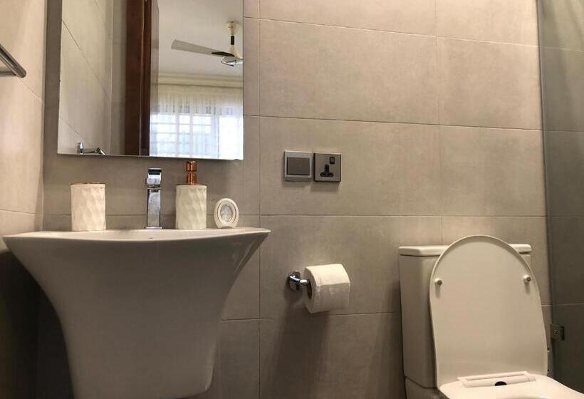 Номер Стандарт Вид на Парк, Oyster Golf 3 Sakumono   Holiday Apartments