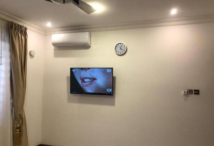 Номер Стандарт Вид на Парк, Oyster Golf 3 Sakumono   Holiday Apartments