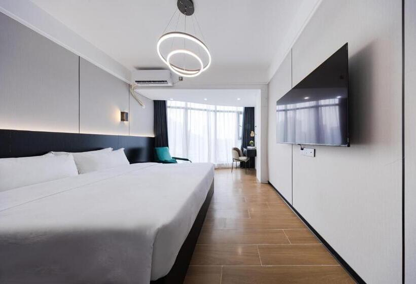 キングサイズベッドのデラックスルーム, Yoomanjoo Hotel Guangzhou Taikoo Hui Zhengjia Square Branch