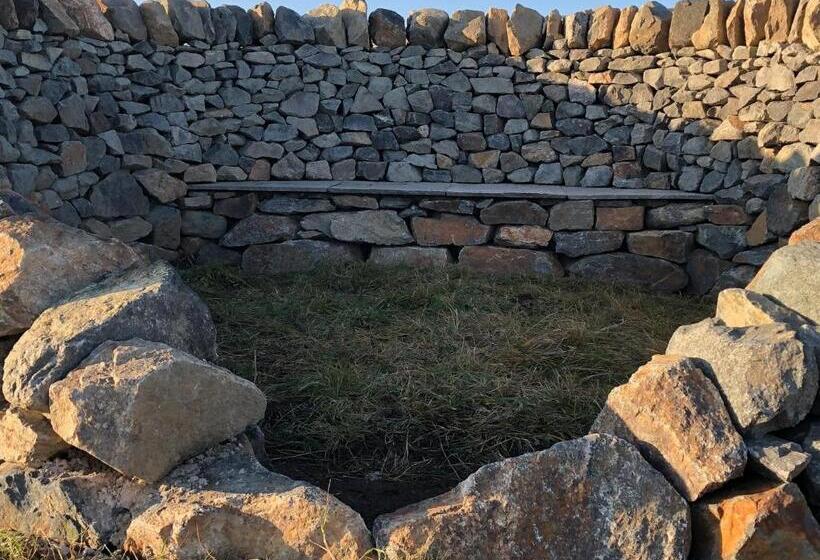 Escritório Superior, Seapods   Isle Of Lewis   An Unforgettable Stay On The Edge Of The Atlantic Ocean With Sea Views