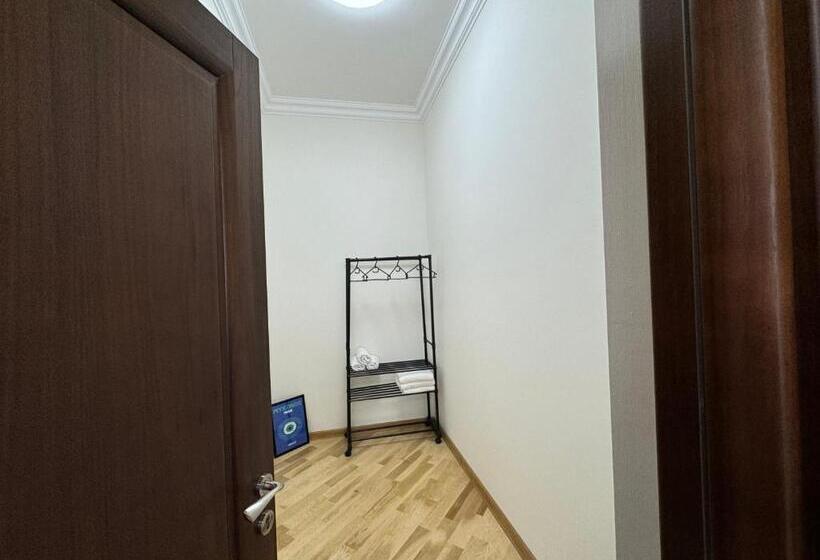 디럭스 트리플 룸, Velvet Vouge Hostel