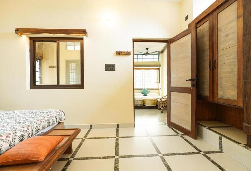 4인용 스탠다드 룸, Aavya Wellness Retreat Center