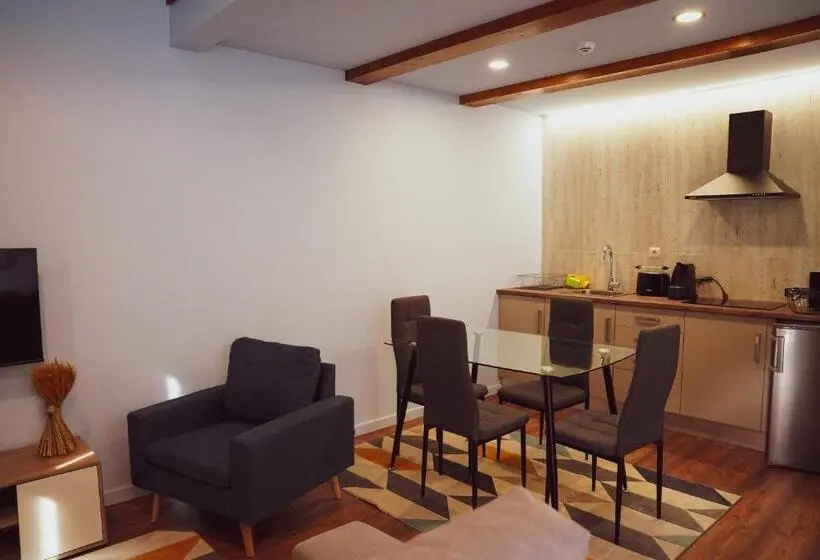スタンダードスタジオ, Quinta Das Vianas   Casas Do Picadeiro