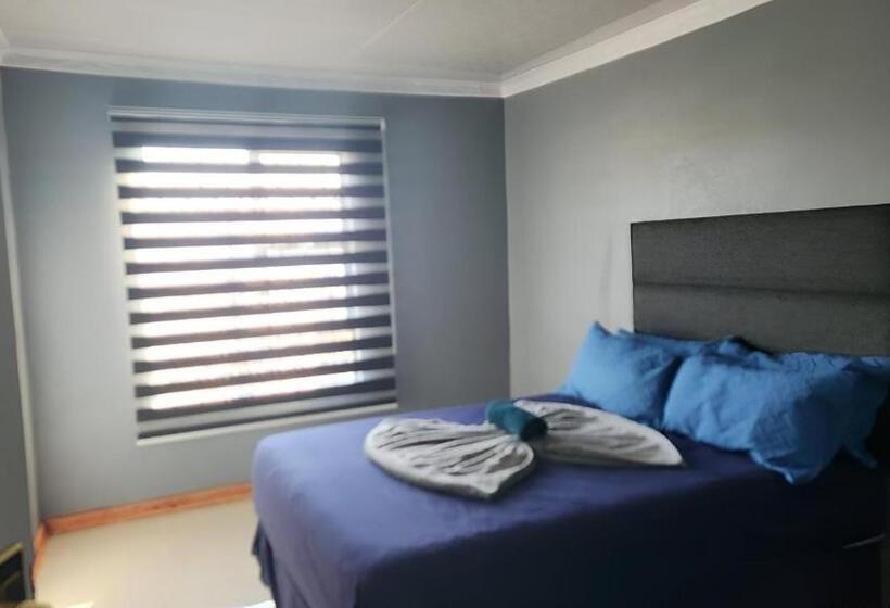 Номер Deluxe, Monarca Inn Affordable Accomodation In Makwane Molapo Location Qwaqwa