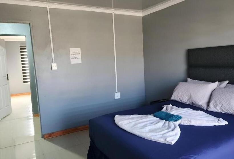 디럭스 룸, Monarca Inn   Affordable Accomodation In Makwane Molapo Location Qwaqwa