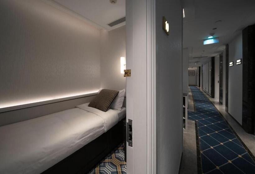 스탠다드 싱글 룸, East Pacific Passenger Lounge   Departure Area, 3rd Floor