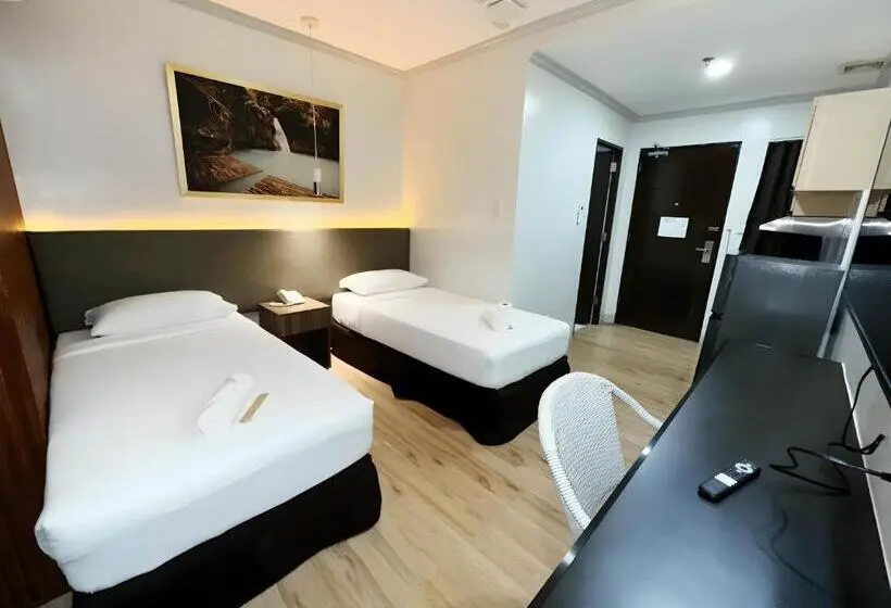 スーペリアールーム, Madison Suites