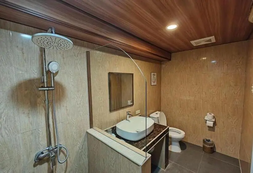 スタンダードトリプルルーム, Maritoni Bali Suites And Villas