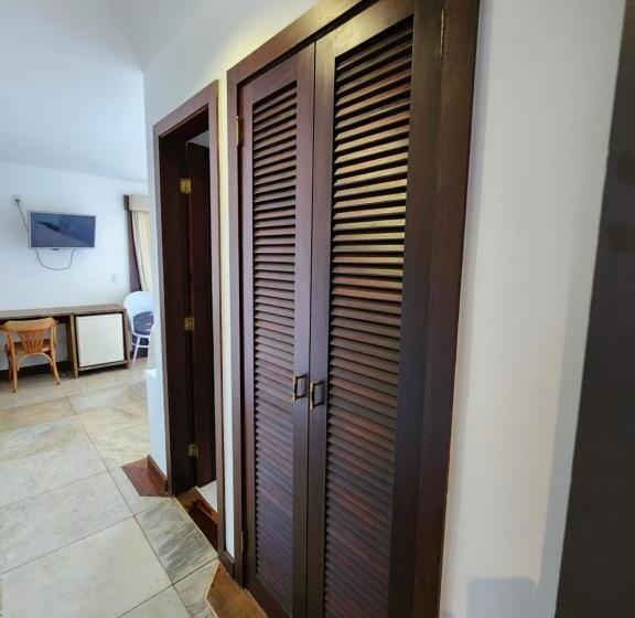 غرفة سوبيريور ثلاثية, Pousada Dreamland Buzios