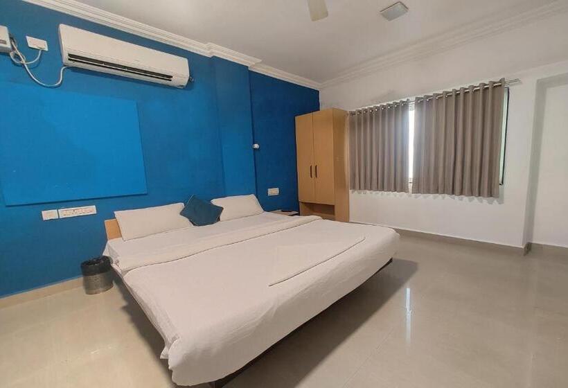 Номер Deluxe, Sai Inn Executive