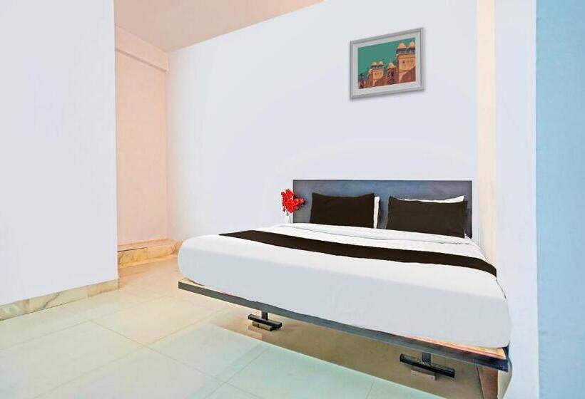 חדר סטנדרט, O Eternity Shivay