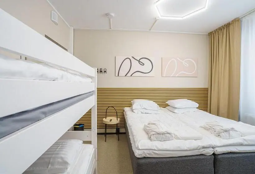 デラックスの4人部屋, Sawohostel
