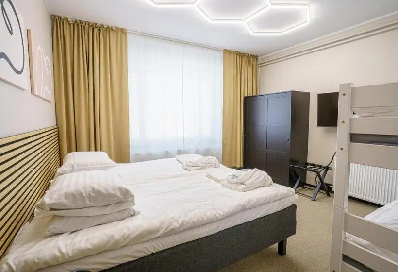 デラックスの4人部屋, Sawohostel