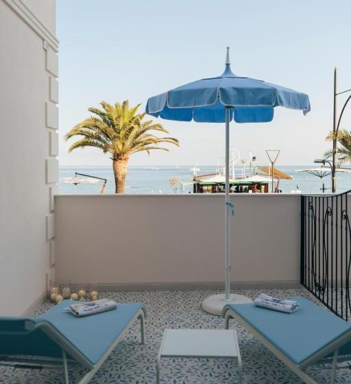 جناح مزود بتراس, A Mare Boutique Hotel & Spa