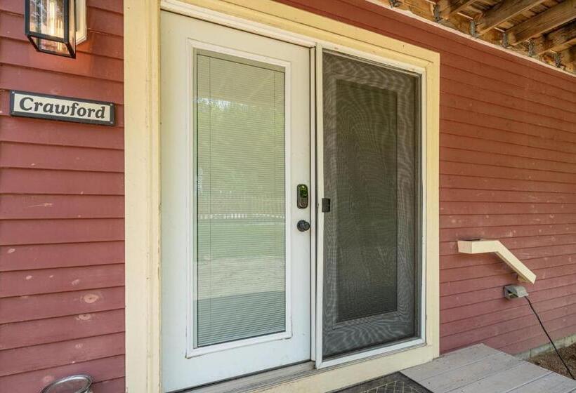 디럭스 룸 킹사이즈 침대, The Aurora