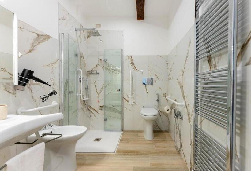 اتاق استاندارد برای معلولان, Villa Carducci