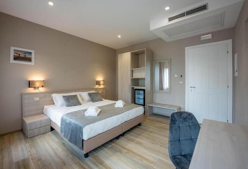 Pokój Standard z Balkonem, Villa Carducci