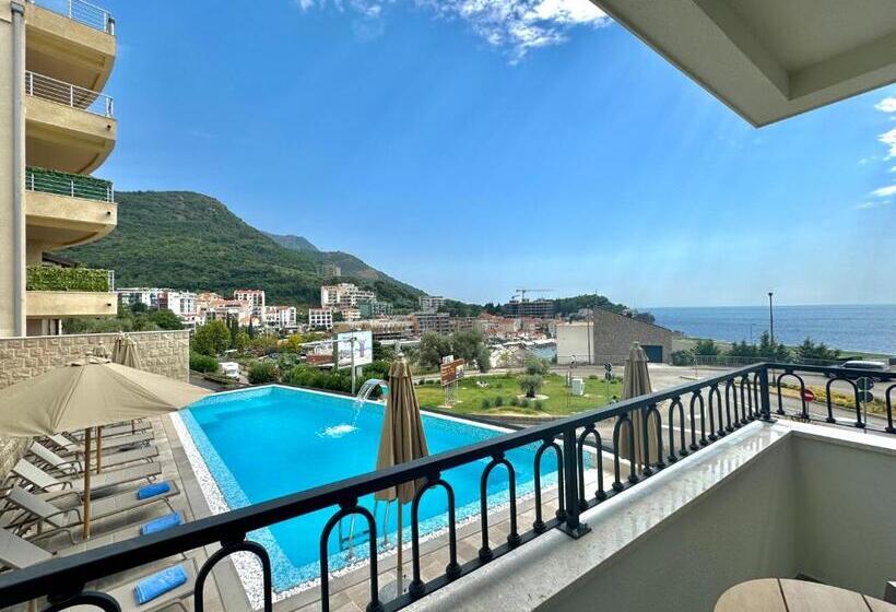 اتاق اساندارد با چشمانداز جانبی به دریا, Exclusive