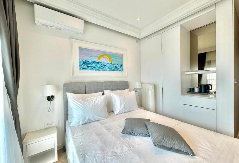 اتاق لوکس, Exclusive