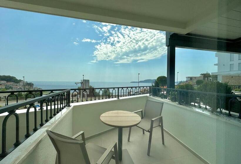 اتاق استاندارد با تراس, Exclusive