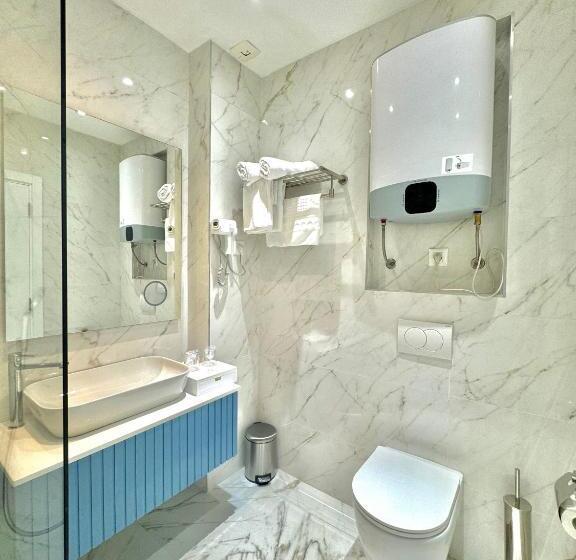 اتاق استاندارد, Exclusive