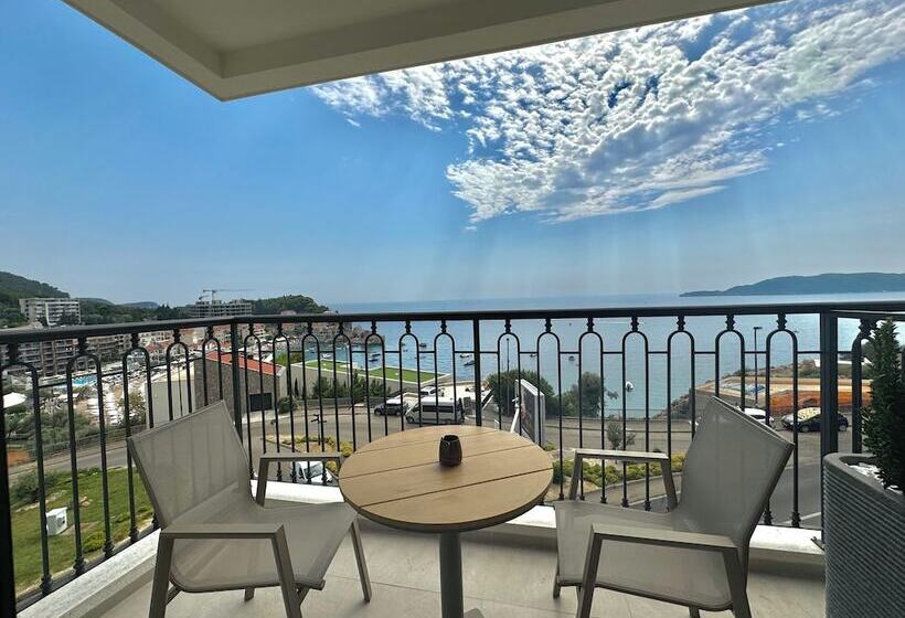 اتاق استاندارد, Exclusive