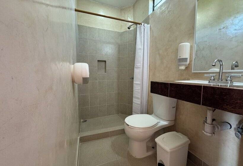 Трехместный Номер Superior, Viajero Puerto Escondido Hostel