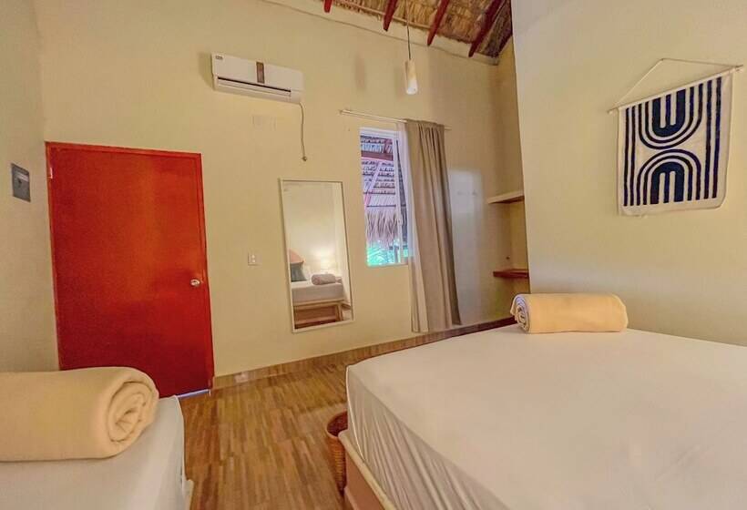חדר סופריור יחיד, Viajero Puerto Escondido Hostel