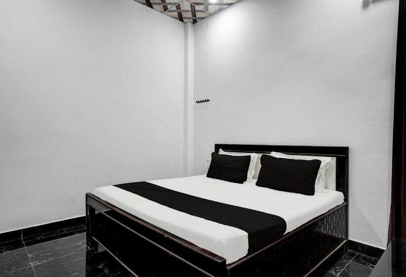 Номер Стандарт, Spot On Hotel Grand