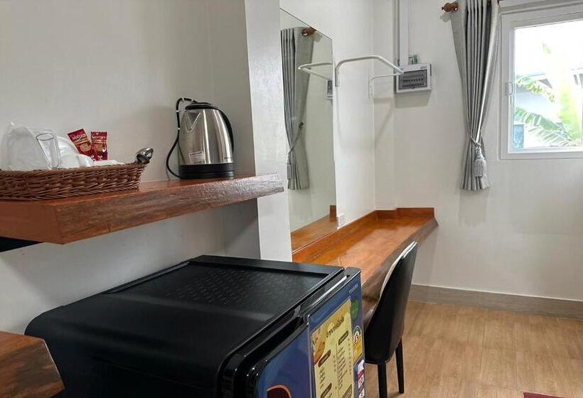 Номер Стандарт, The White House P&n Hotel Chiang Rai