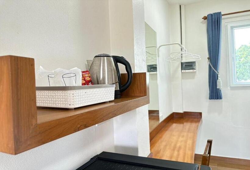Номер Deluxe, The White House P&n Hotel Chiang Rai