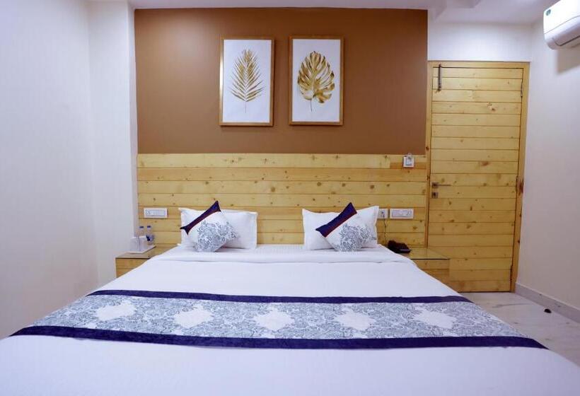 غرفة ديلوكس, The Grand Uddhav   A Boutique