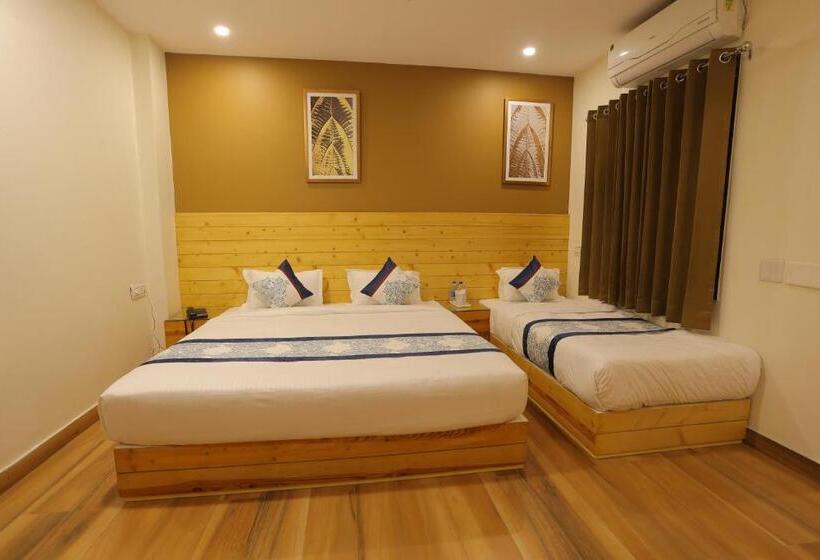 舒适三人间, The Grand Uddhav   A Boutique