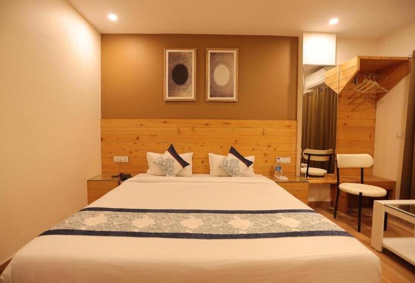 带大床的标准间, The Grand Uddhav   A Boutique