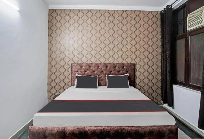 Chambre Triple Classique, Rising Star
