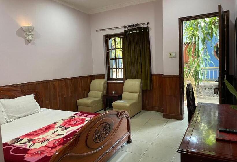 اتاق سوپریور, Song Tra