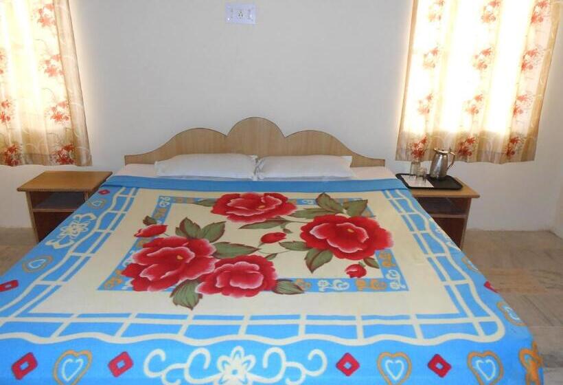 Номер Deluxe, Surya Palace