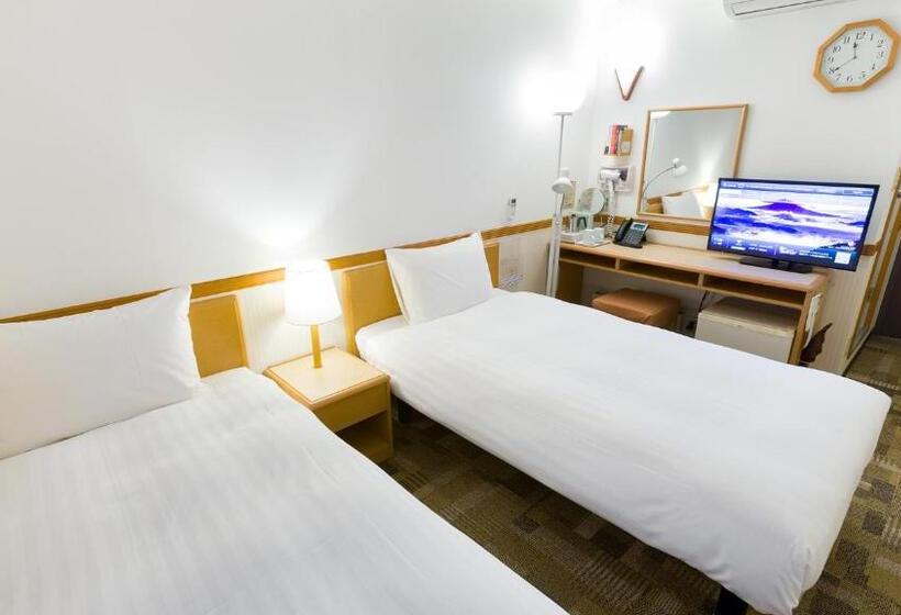 Номер Стандарт, Toyoko Inn Sasebo Ekimae