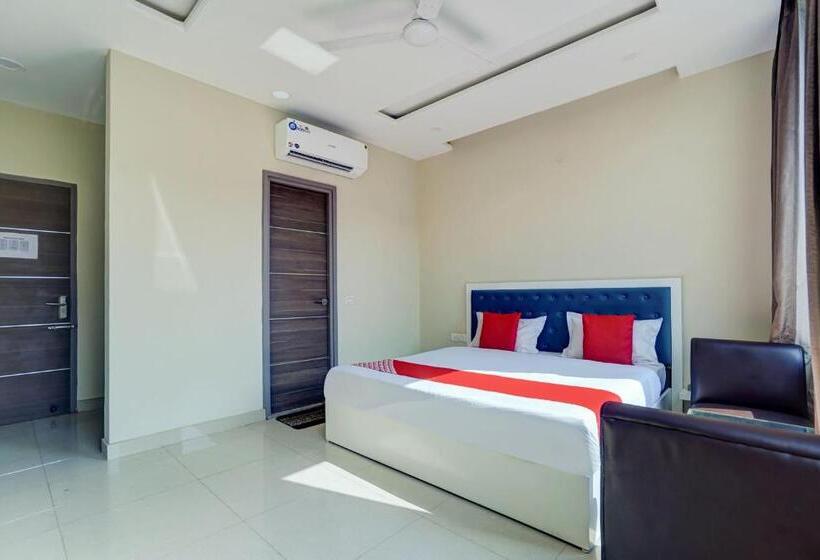 트리플 클래식 룸, O Galaxy