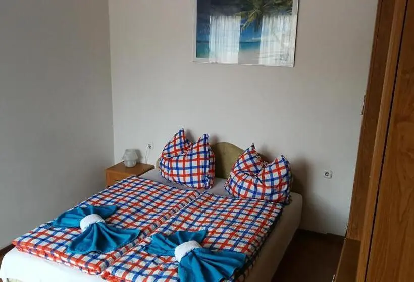 Pokój Rodzinny, Dunakanyar Bed & Breakfast