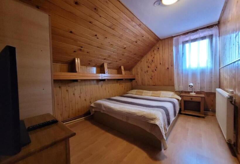 شقة 3 غرف, Pensiunea Casa Madalina