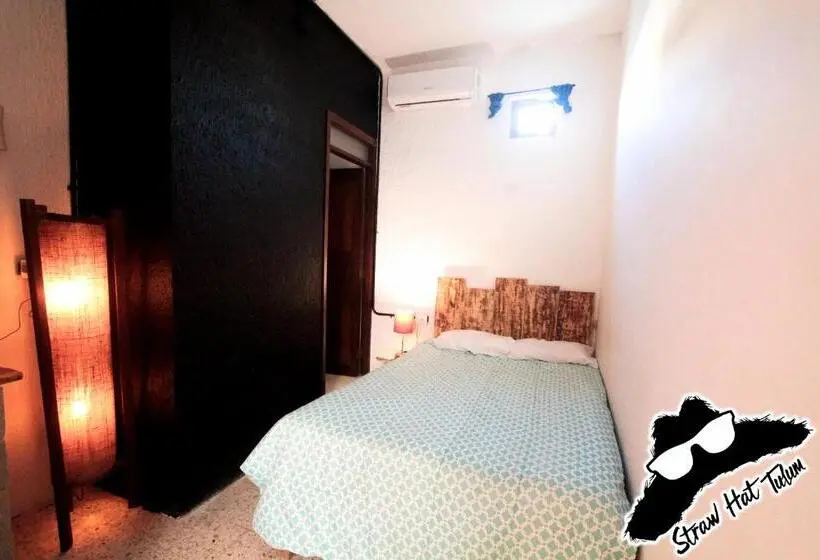 اتاق استاندارد, Straw Hat Hostel & Rooftop Bar